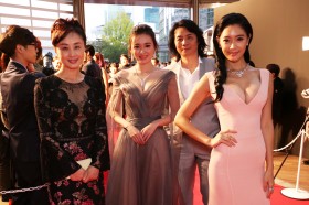 �y�V�N���W�z���X�Ə󋵂��ω����钆���s��A���{�f��ւ̒ǂ�����