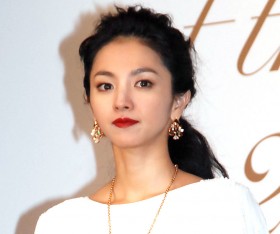 �����Ђ���A��菗�D���������ē���郏�P