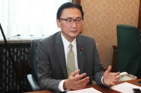 �u�w���摺�x�̉^�c�́g��@�h�v �O�@�c���E�É��\�i���ɕ����C���ŃT�C�g�̖��_