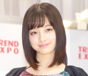 �g�L���b�`�R�s�[��s�^�h�^�����g�̕����A���̔w�i�Ƃ́H