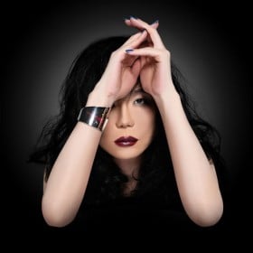 �~�b�c�E�}���O���[�u�u�l���́A�������V�сv�@�{�C�̗V�т��琶�܂��V����̗̉w��