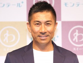 �唗��������Ȃ��u���[�Ȃ������v���{��\�G�[�X��� �g�߉^�̓V�ˁh���������񂾔g������