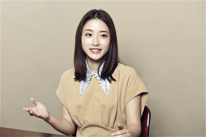 石原さとみ 恋愛観を語る 恋は 心とタイミング Oricon News