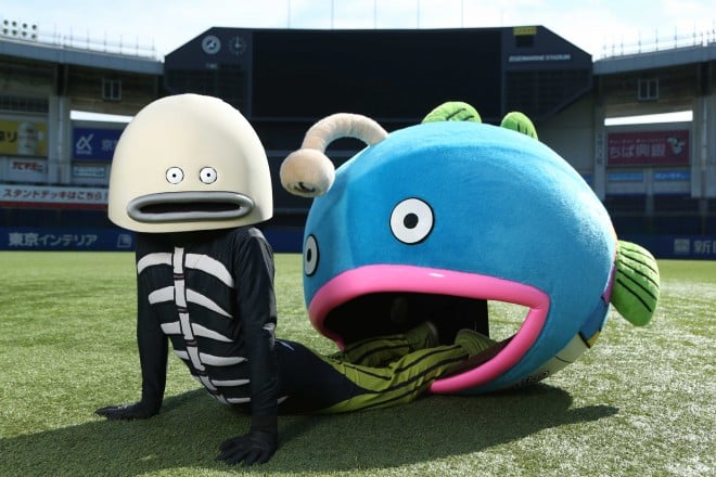 千葉ロッテマスコット 謎の魚 が話題 キモカワ 人気の裏にある非情なリストラ模様 Oricon News
