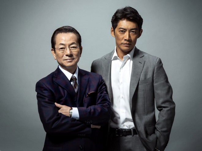 �iC�j�e���r����