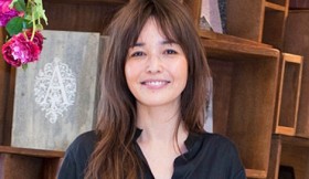 ���ԃ����O�C���^�r���[�u���f���A��w�A��c ���ԂɖK�ꂽ�ω��v