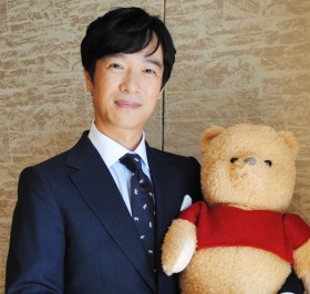 ���l�𖣗��������㐫������f�B�Y�j�[�t�@���^�W�[�̉��s��