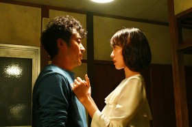 �����c���V�A�����A�h��2��Ŏ������g�b��ɂȂ�o�D�h�̑��݊�