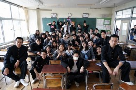 �w�������x���ꂼ��̎��������������ꂽ14�l�̎��o�D�A19�N���֍��܂����