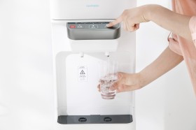 �g�ߘa�̉āh�ɂ������߂̃E�H�[�^�[�T�[�o�[�́H �I�ԃ|�C���g�́g�u�����h�́h�Ɓg�i���h