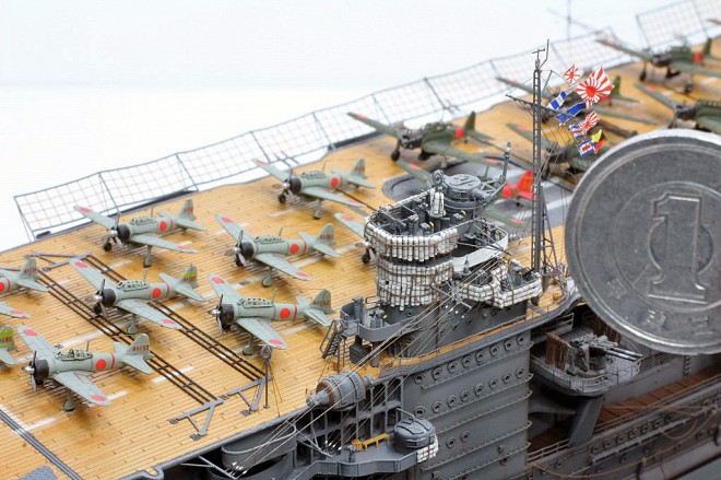 1/700 スケールモデル】艦載機のサイズはわずか１センチ、旧日本海軍