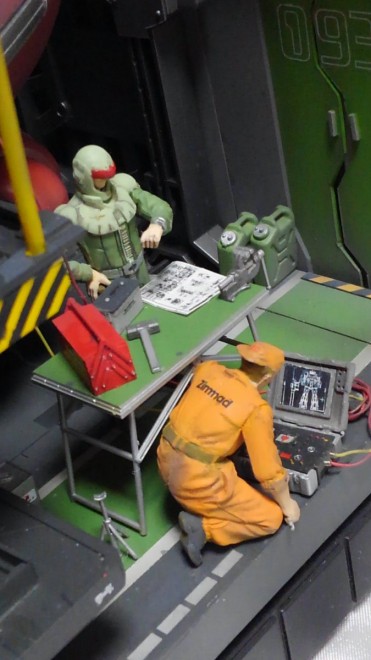 MGガンダム ジオラマベース 兵士５　整備車  | 格納庫 ジオラマベース1&frasl;144 RG MG 模型 プラモデル mg NG