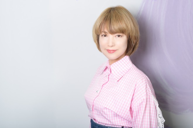 年間1億円を売り上げる美容師 Mayumi 60歳を目前にしても日本一の理由とは Oricon News