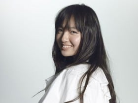 �g�ŋ��S�X�y�����q�����h�Řb��̗�؉l���q���f�r���[�@�͋����̏��̖��͂Ƃ�