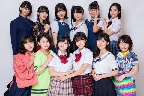 ハロプロ初デビュー曲1位のBEYOOOOONDS、新たなアイドル像を追求「日本から世界へ“ビヨーン”と」 | ORICON NEWS