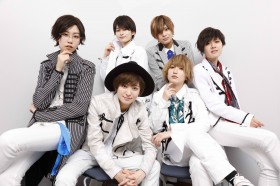 7�l�Ō�̃V���O���u�����v���� �uael-�A�G��-�Ƃ����O���[�v�́g�ے��h�̂悤�ȋȁv