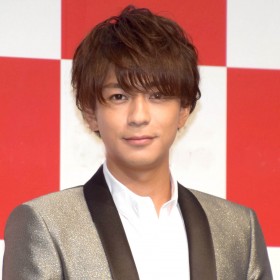 �F���m�����������h���}�w�l�x�Ɋ������H �g��ѓ���h�L�����̒��ŎO�Y�ĕ������芴�����闝�R