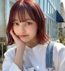 �g��d�܂Ԃ��h�̃��C�N���悪100���Đ��A����JK���f���E����݂���u�A�C�v�`��߂Č��Ɂv