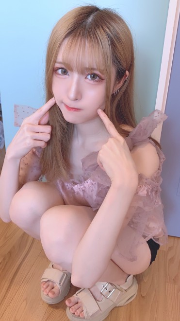 よくその顔で生きて来られたな イジメ乗り越えまい進 美麗レイヤーの次の目的地は Oricon News よくその顔で生きて来られたな イジメ乗り越えまい進 美麗レイヤーの次の目的地は Oricon News