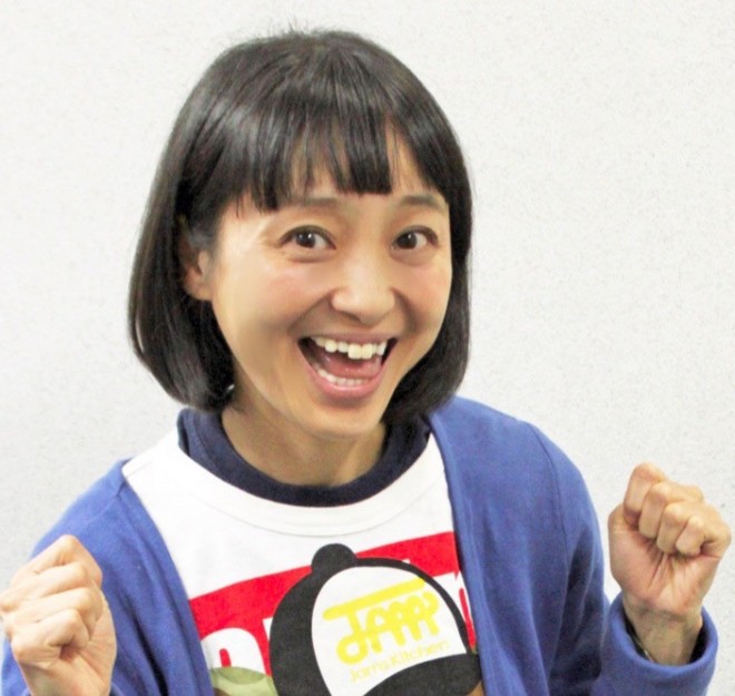 金田朋子 娘が笑えば何でもよい 子育て動画が万再生ポジティブを 貫く 子育て論 2ページ目 Oricon News