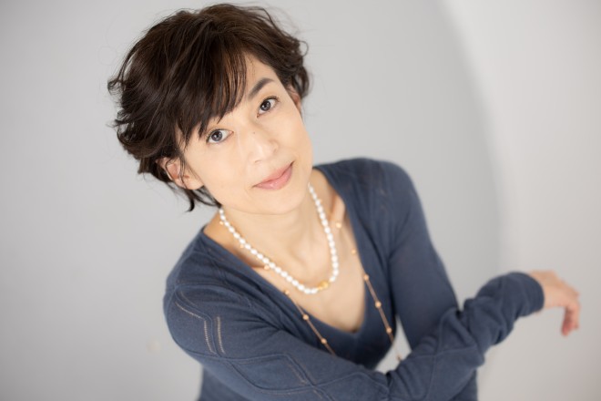 女優デビューから35年 白髪役も好演した鈴木保奈美 変身願望が満たされた Oricon News