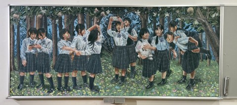 女子高生11人が 失われた学校生活 を黒板アートに ソーシャルディスタンス保ち600時間制作 Oricon News
