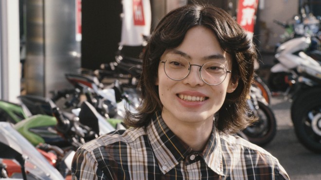 偽 菅田将暉 あのオタクは誰 バイク王 Cmの反響に驚き 演じた俳優の意外な素顔 2ページ目 Oricon News