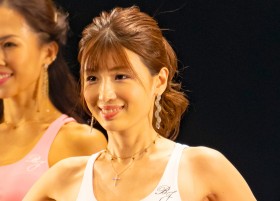 �y�x�X�g�{�f�B�E�W���p���@BBJ�z�u�ׂ��r�ƃo�����X�̎�ꂽ�J���_�������v��̎d���ő��Z�ȃN���u�z�X�e�X�����{�f�B���ɏo��u���Ԃɐl�O�ŃJ���_�����������v