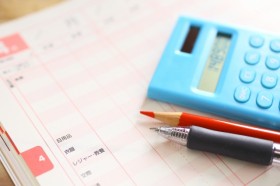 �y�ӎ������z�R���i�Ђŉƌv�͂ǂ��ω������H�@�x�o�̃_���g�c1�ʂ́u�H��v