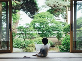 �Ö��ƂɏZ��3�o��̃G���ʐ^�ɔ����u�q�ǂ�������o���邱�Ɓv