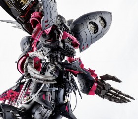 ���p�[�c��5500�ȏ�A�p�p���f���[���u�n�}�[���̗��z�v���������@���k�ȃL���x���C�Ɂu���������Č��t���o�Ȃ��v