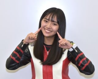 ウルトラマントリガー』豊田ルナさん直筆サイン入りチェキ | ORICON NEWS