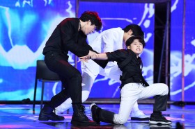 �g���x�`�h�̓V�ˁE�S�˂����킷��wLOUD�x���ւ悤�����@������K-POP�X�^�[���10�l�̖���ʏW�yVol.2�z