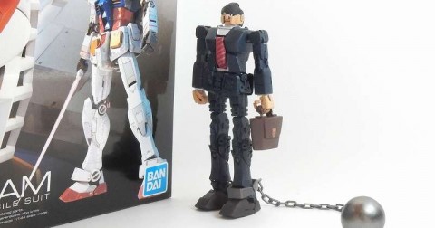 モデラーの実体験から生まれた『社畜ガンダム』に共感の声 「まさに
