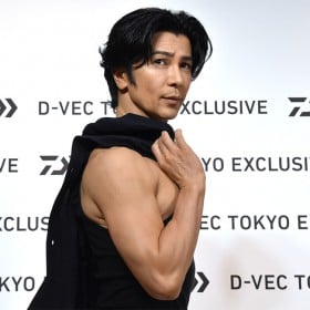 ��4�� �j�����I�ԁg���z�̃{�f�B�h�����L���O