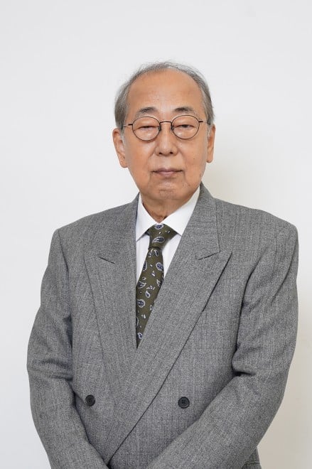 �ݕ��꓿�w�񌎂̏��� -��΍��i�̋���-�x�iC�j���{�e���r