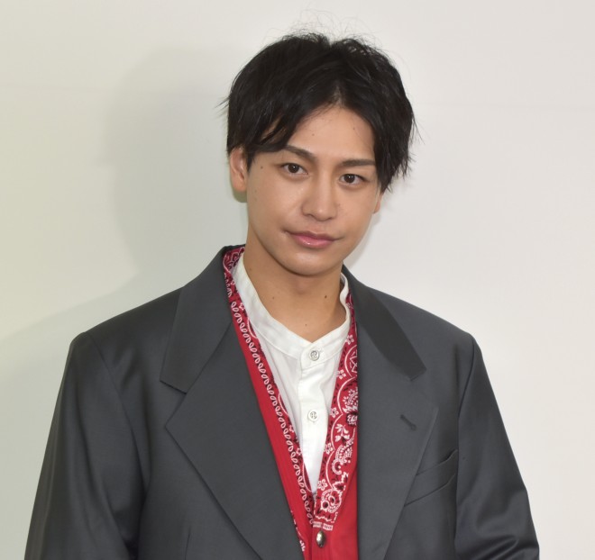 小澤亮太♪直筆サイン入りチェキカード♪ テン・ゴーカイジャー』小澤亮太さん直筆サイン入りチェキ | オリコン