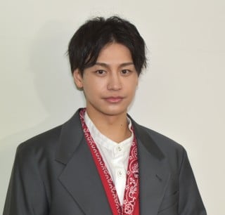 テン・ゴーカイジャー』小澤亮太さん直筆サイン入りチェキ | オリコン