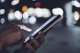 �u�󌱂ƃR���i�Œǂ����܂�c�v�q�ǂ��̉Əo�����A�T��Ђւ̈˗������@SNS�̕��y�Ŏ��Ԃ��݂ɂ���