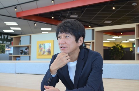 �w�A�C�h���}�X�^�[�x�V���[�Y �����v���f���[�T�[���z�O��