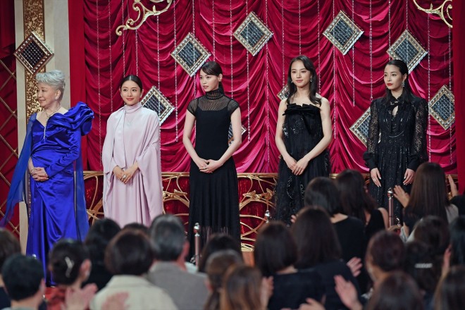 �D�G�������D�܎�܎ҁi������j���J���q�A�Ό����Ƃ݁A���쎵���A�����ʖ�A�L�������iC�j�����ʐ^�L�ҋ���