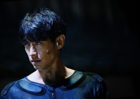 �f�B�[���E�t�W�I�J�A�C�O������{�֋��_�ڂ������R �k�Ђ�R���i�ЂŋC�Â����̋��E�����ւ̑z���u���E�͎����̒��ɂ���v