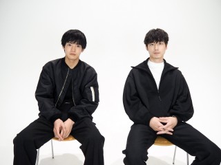 WOWOW『ヒル』赤楚衛二さん＆坂口健太郎さん直筆サイン入りチェキ | ORICON NEWS