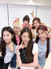 IVE�u����ׂ���DIVE�������܂��I�v�@�V�Ȃ�t�@���ւ̎v���y����C���^�r���[�z