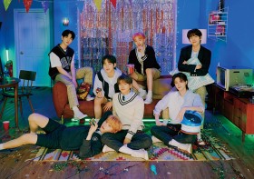 ���{�f�r���[�ڑO��DRIPPIN�A�g���������킢���h7�l��[�@��Љ�y�O�ҁz