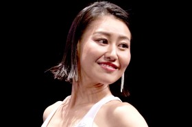 �y���{�f�B���z�u�Ƃɂ������K���グ���������c�v�{�f�B���C�N�Ől�������ς����t���[�A�i�E���T�[�u����ł���t�B�[���h���������v