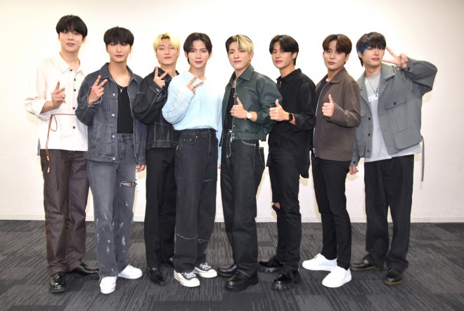 約2年半ぶり来日！韓国8人組ボーイズグループ・ATEEZ 直筆サイン入り