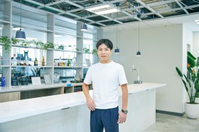 �c���̎p�ɓ���A�N�Ɓ@�g�����Ȃ����M�h��13�����E�n��Ńr�W�l�X��W�J�@�O����������IT�ƊE�́g���؉ԓ��h��������Ƒ��̑���