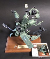 24年前の『第1回オラザク選手権』佳作がSNSで再評価、バラバラ無重力ザクが時を超え…「父の本で見て覚えてます！」