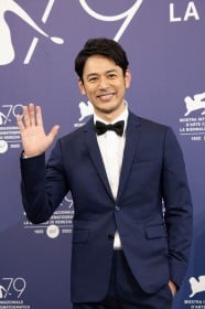 �ȕv�ؑ��A�g���߂�����h�ɋ�Y����20��u�����ɂ͌����Ȃ��c�v �������������40��͊y��